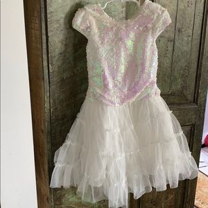 Girls dress